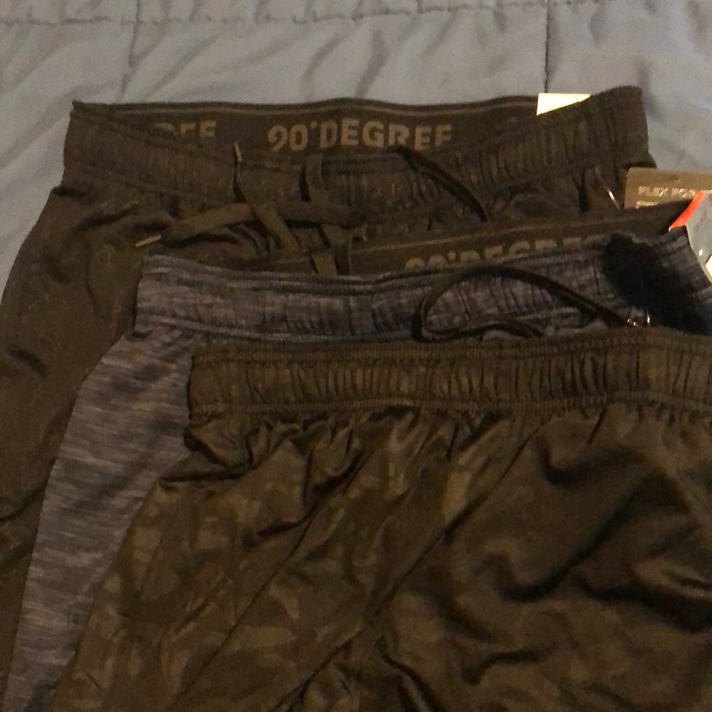 90 degree by Reflex Mens athletic shorts